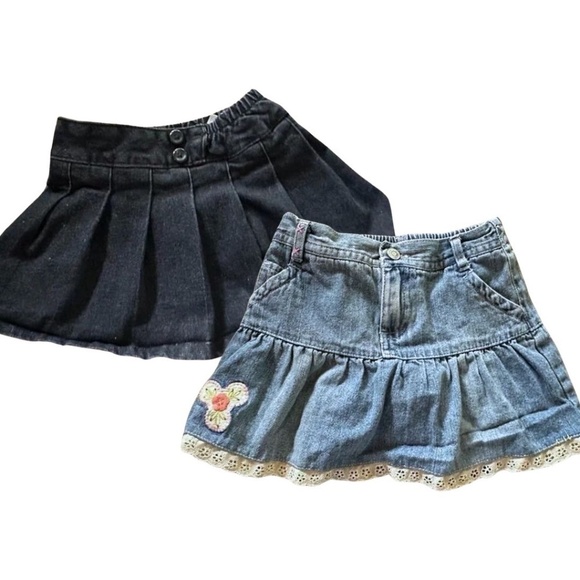 SET Baby Girl's Denim Skirt Size 18- 24 Months Floral Embroidered Blue Black - Picture 1 of 13